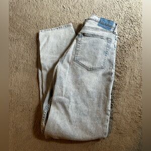 Abercrombie 90’s Slim Straight